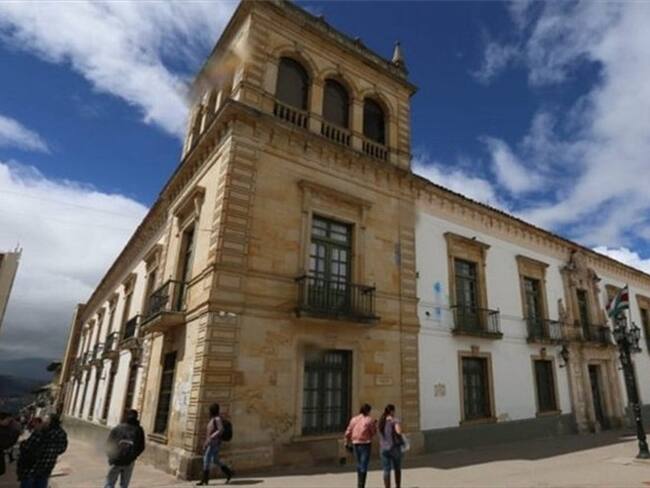 El gobernador de Boyacá, Ramiro Barragán pidió respeto por la vida y los sueños de los jóvenes.. Foto: Gobernación de Boyacá