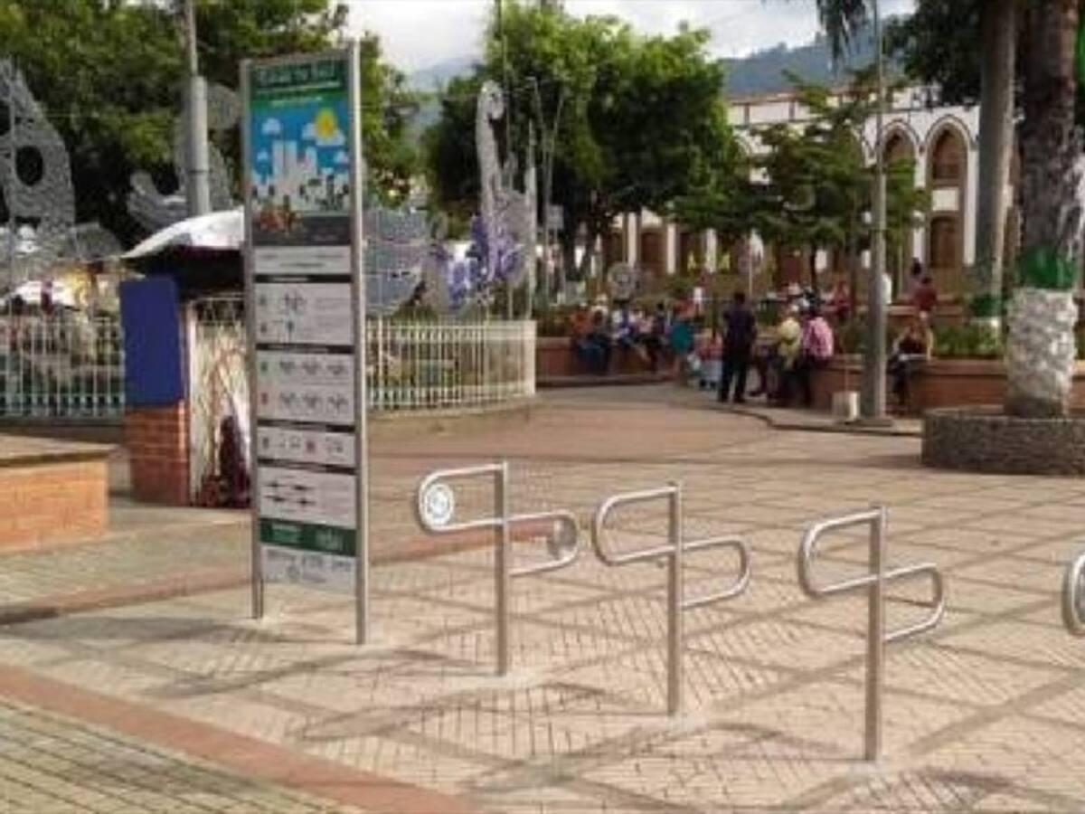 Floridablanca extiende toque de queda para los días festivos