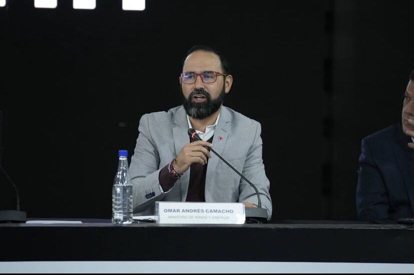 Ministro de Minas y Energía, Andrés Camacho.