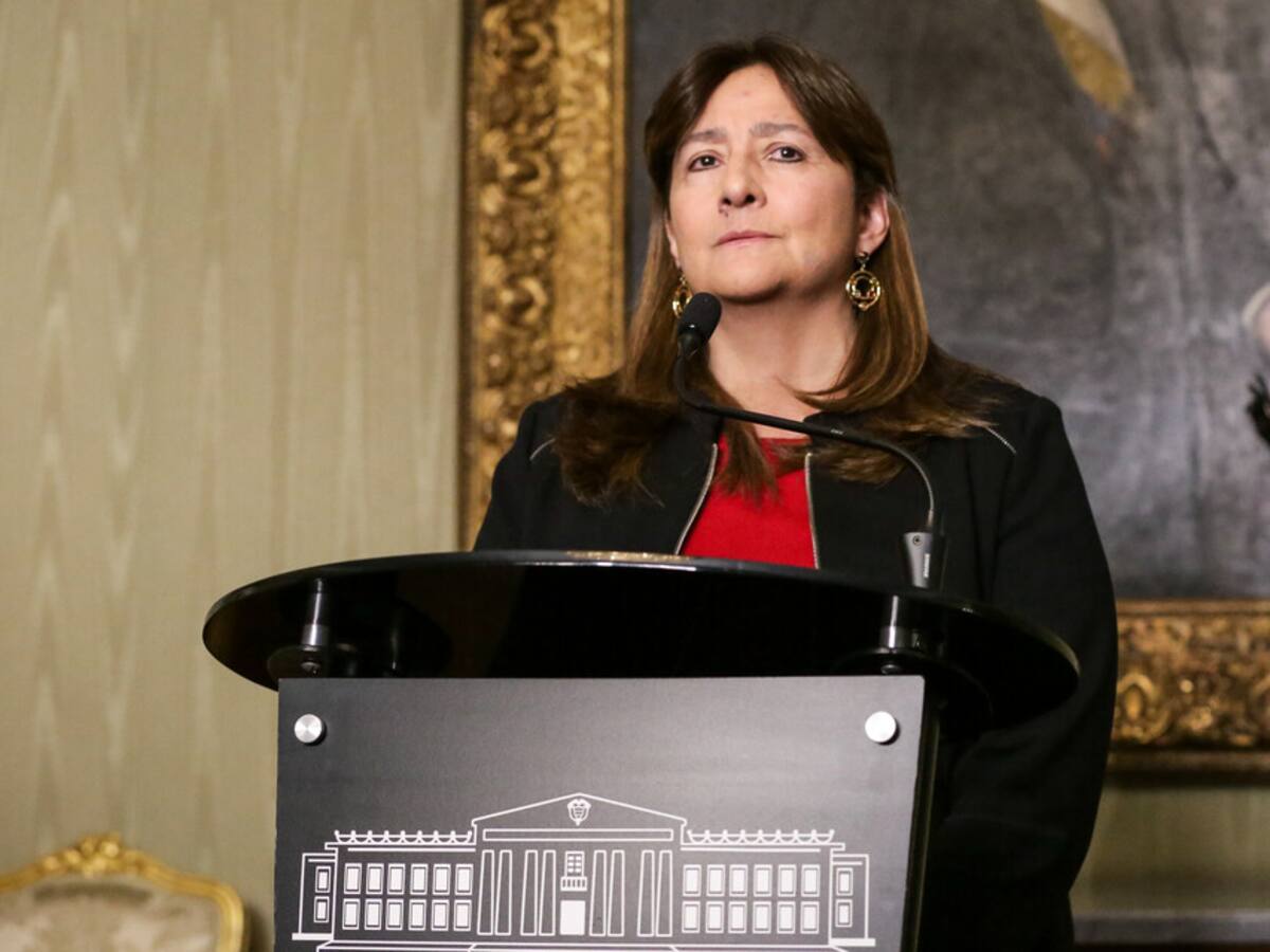 Atención: Renuncia la ministra de Justicia, Ángela María Buitrago