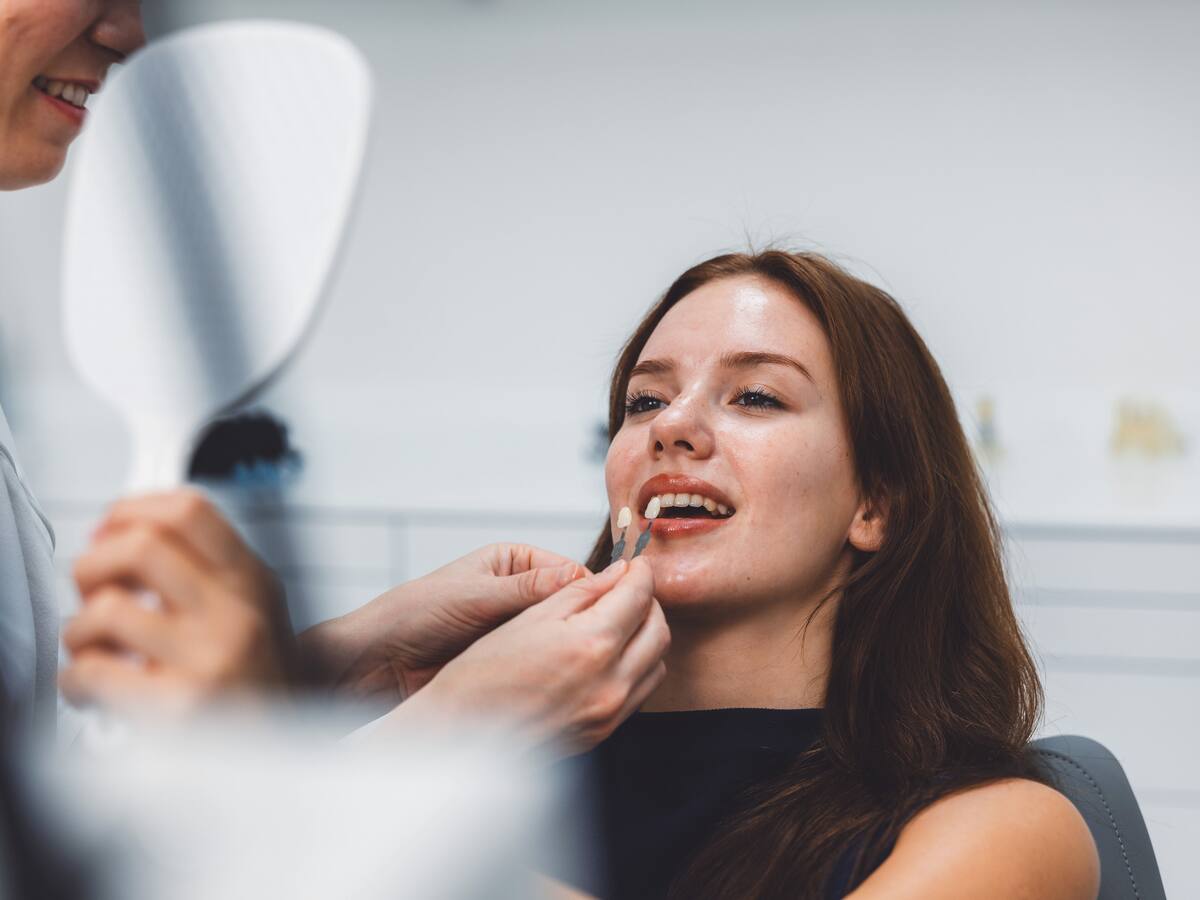 ¿Cuánto pueden durar unas carillas 3D? Odontóloga explicó