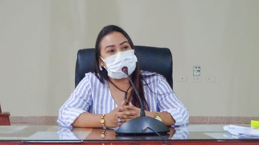 La alcaldesa Aura Tegria, el resguardo indígena Unido UWA se encuentra con aislamiento total.. Foto: Alcaldía de Cubará