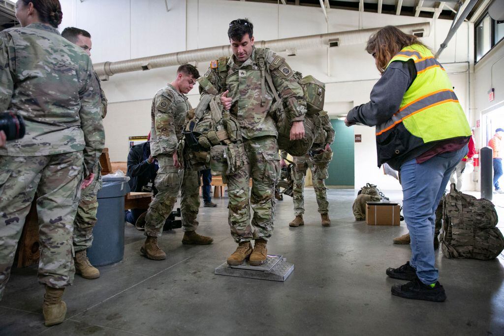 Estados Unidos planea desplegar 3.000 soldados para fortalecer las fuerzas de la OTAN en Europa del Este en medio de temores de que Rusia pueda invadir Ucrania, dijo el Pentágono el miércoles. Foto: AFP/