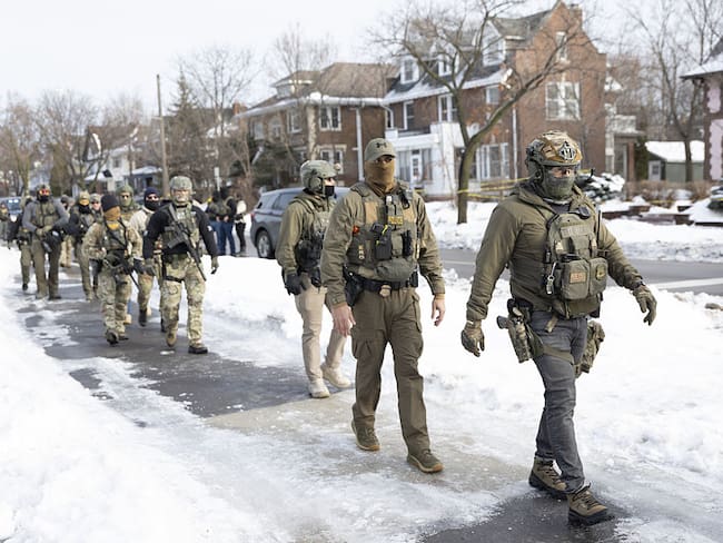 Agentes del ICE. (Photo by Christopher Juhn/Anadolu via Getty Images)