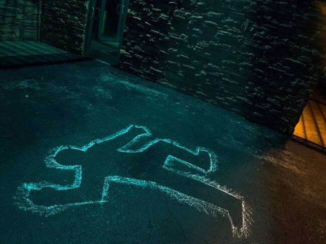 De acuerdo con el dictamen preliminar, la víctima tenía heridas en su rostro, al parecer, producidas por piedras y palos. Crédito: Getty.