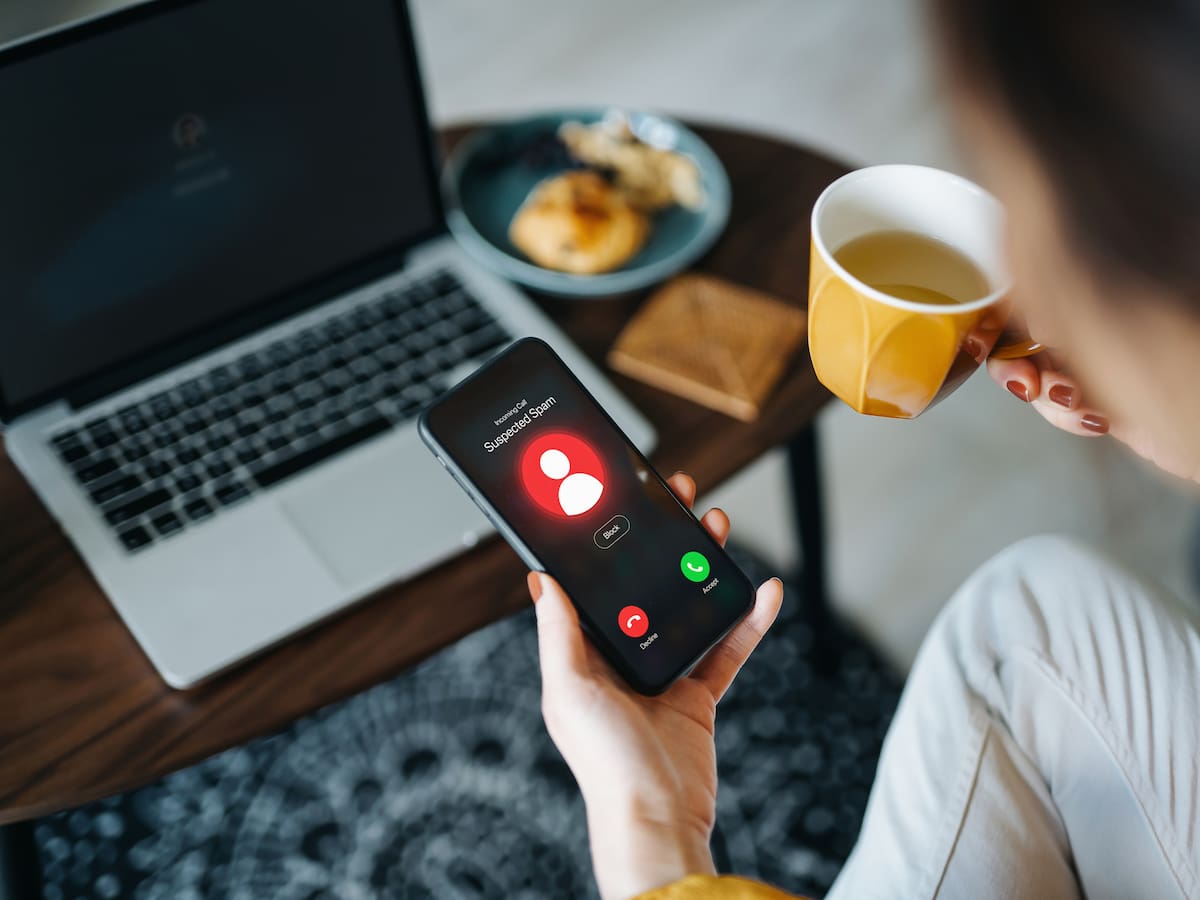 Tenga cuidado: Cómo detectar si lo quieren estafar durante una llamada