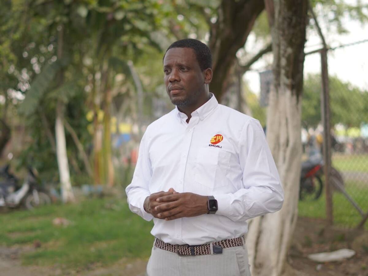 Procuraduría suspende a gerente de Emcali tras graves cuestionamientos a licitación de alumbrado