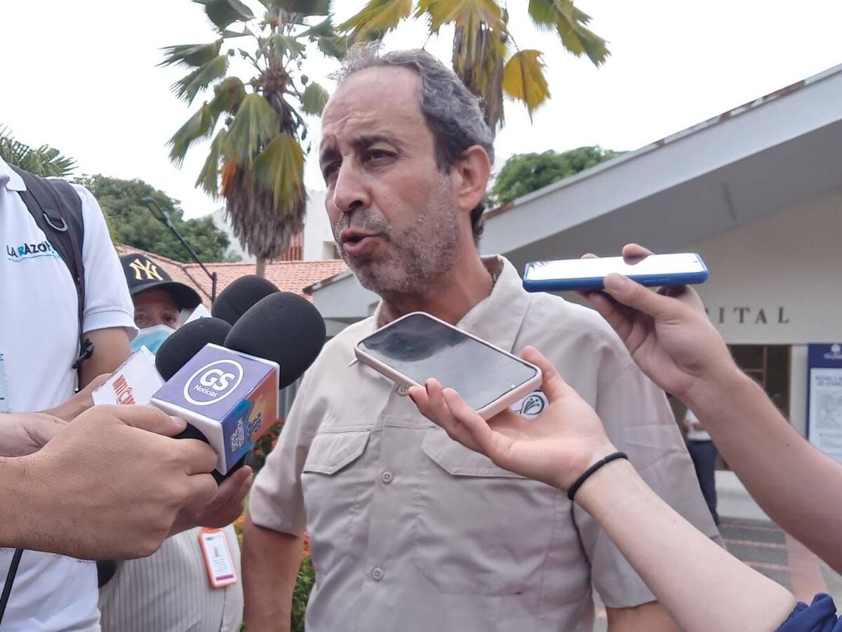 Así reaccionó el superintendente de Salud ante propuesta que eliminaría EPS
