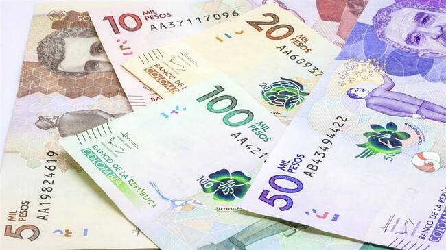 La Corte Constitucional declaró constitucional la sobretasa al impuesto de renta para las instituciones financieras, en 2020 (de cuatro puntos), 2021 y 2022 (tres puntos). Foto: Getty Images / ANAMEJÍA18