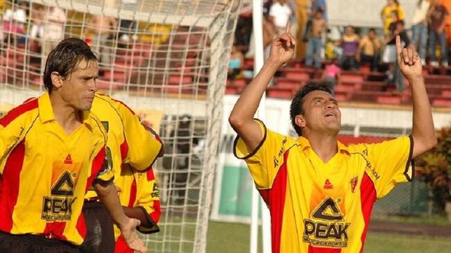 Jhon Mario Ramírez, exfutbolista y técnico del equipo Patriotas Boyacá, murió por complicaciones relacionadas con el COVID-19. Foto: Colprensa / ARCHIVO