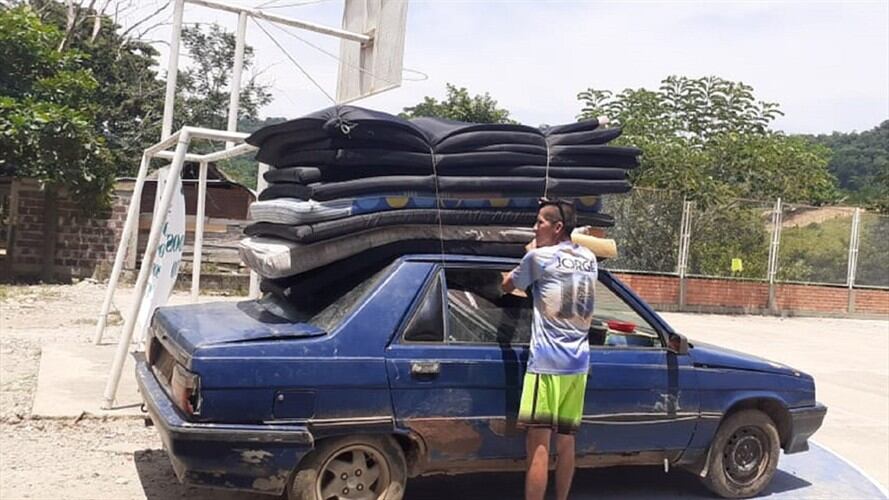 Retornan a sus hogares familias desplazadas luego de la masacre en el municipio de Tibú. Foto: Cortesía Madres del Catatumbo