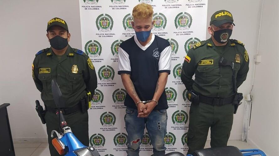 El agresor en el momento de la captura, aceptó su responsabilidad en el crimen.. Foto: Policía