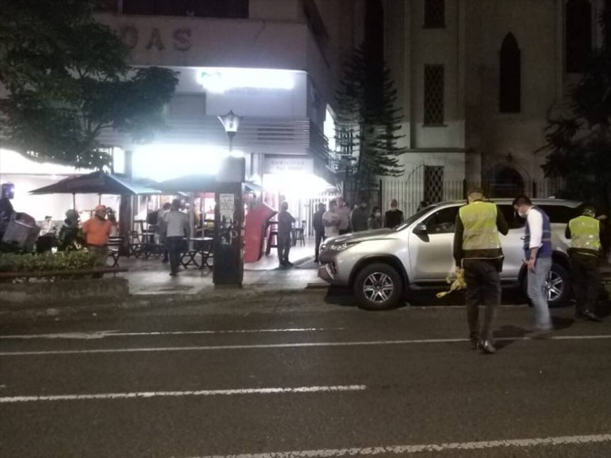 En Cali asesinan a mujer en ataque sicarial