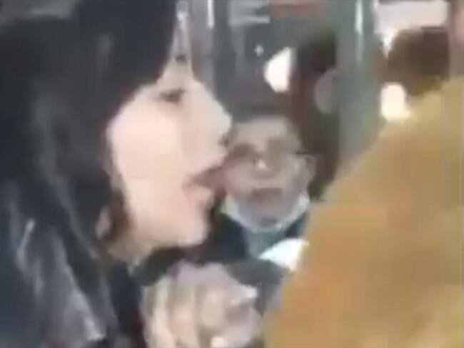 Nuevo caso de intolerancia contra funcionaria de Transmilenio en el sur de Bogotá. Foto: Facebook RED DE APOYO SITP