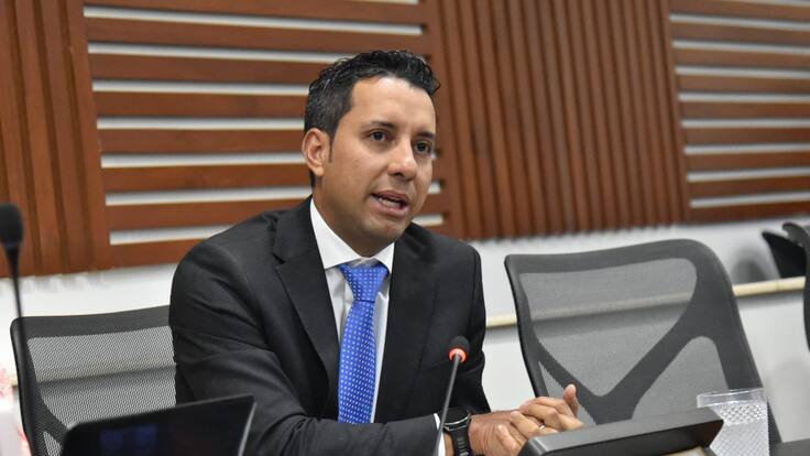 Julián López, presidente de la Cámara, confirmó que se lanzará a la Gobernación del Valle en 2027