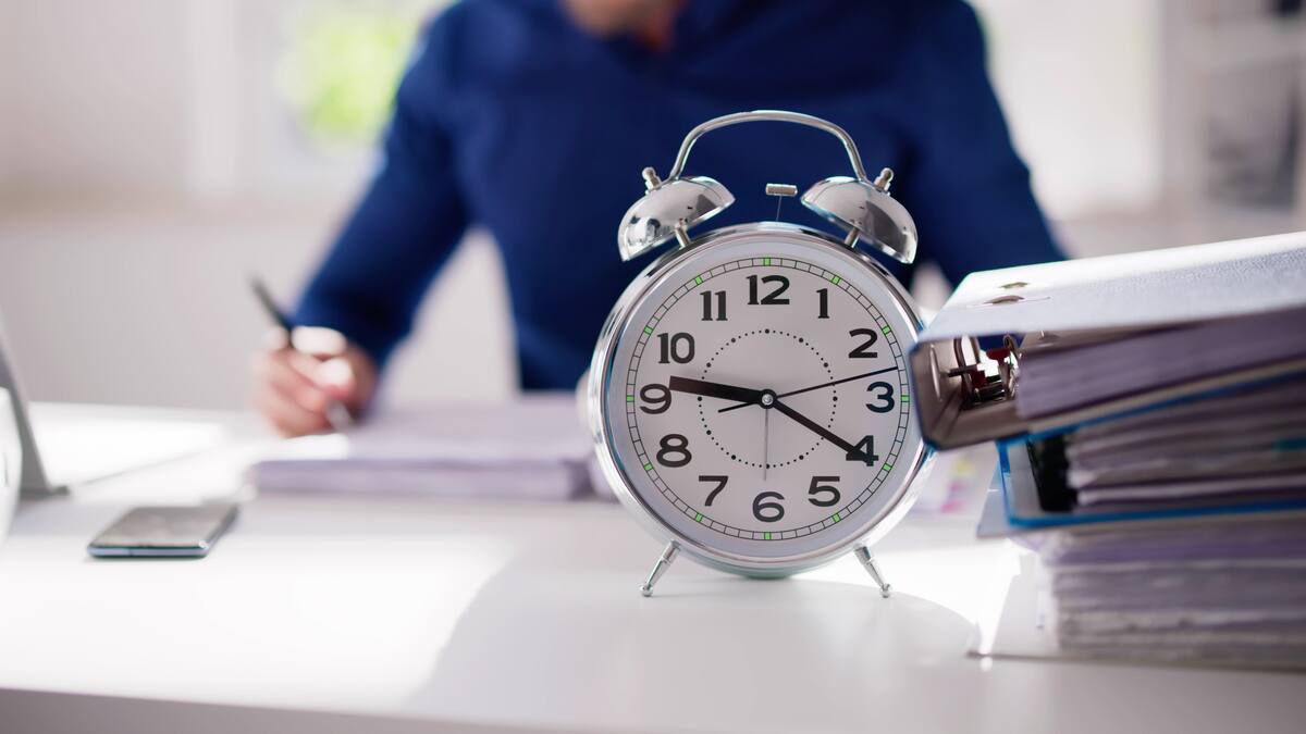 Jornada laboral 2025: ¿se acabará el Día de la Familia con la reducción a 44 horas semanales?