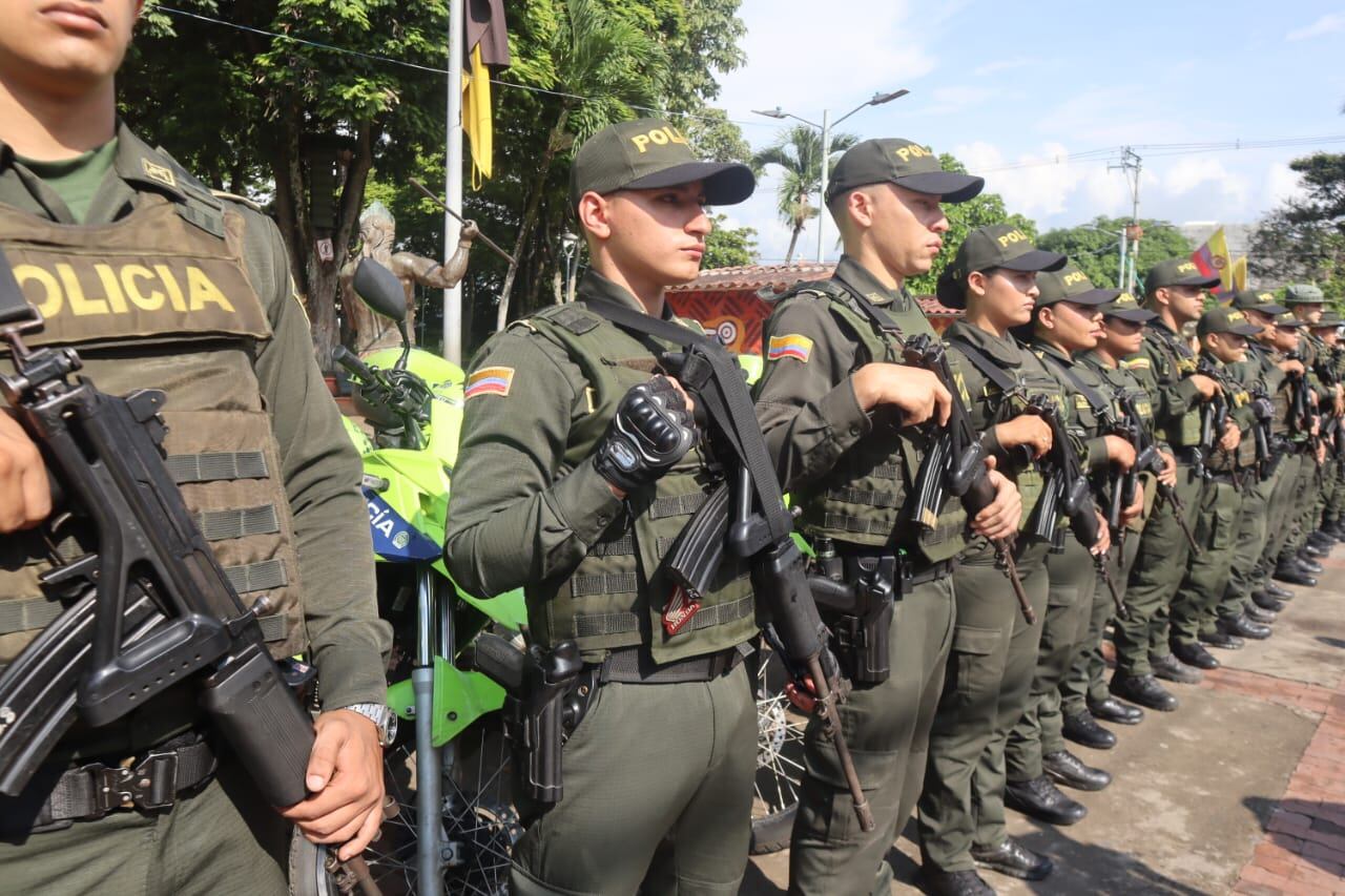 La policía ha sido equipada con drones para mejorar la vigilancia y detectar actividades sospechosas en Jamundí. Foto: Policía.