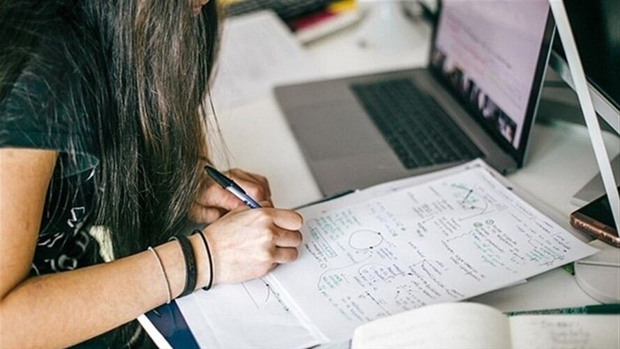 Los docentes con comorbilidades se mantienen en lugares donde no se les garantice el mínimo contacto con las comunidades.  . Foto: Getty Images