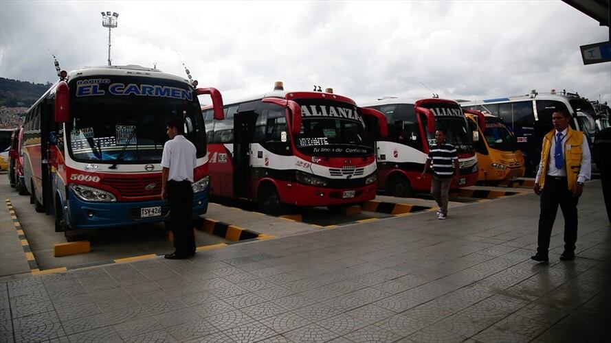 Conductores de transporte terrestre de pasajeros piden mayores medidas de seguridad. Foto: Colprensa