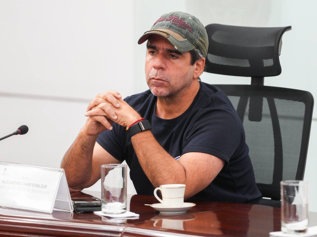 Hablamos de paz y me mataron tres muchachos: Char sobre diálogos con bandas