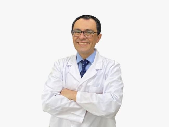 “No somos dioses, tenemos presión grande”: cirujano sobre la salud mental de los médicos