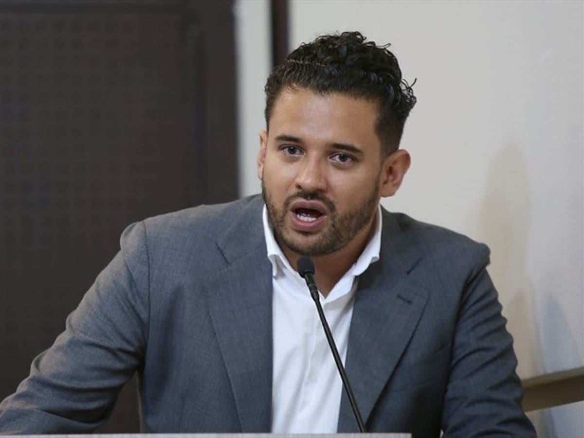 Inti Asprilla afirma que "le dolió el ego" burlas por ataque que sufrió del ESMAD