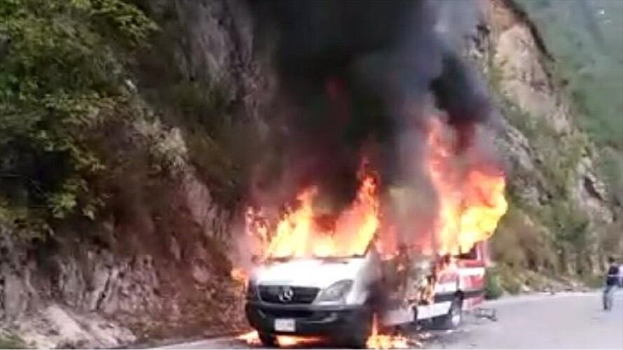 Incineran buseta en el Catatumbo . Foto: Cortesía