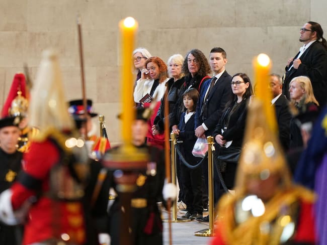 Minuto de silencio por la reina Isabel II. (Photo by Joe Giddens / POOL / AFP) (Photo by JOE GIDDENS/POOL/AFP via Getty Images)