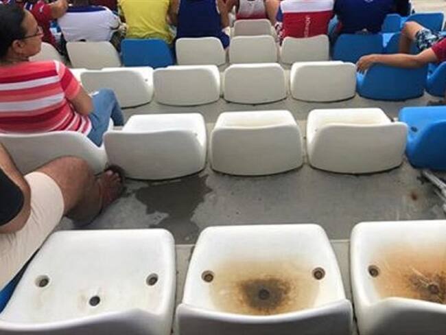 El reclamo por el desaseo del estadio de fútbol de Santa Marta. Foto: Cortesía Inred