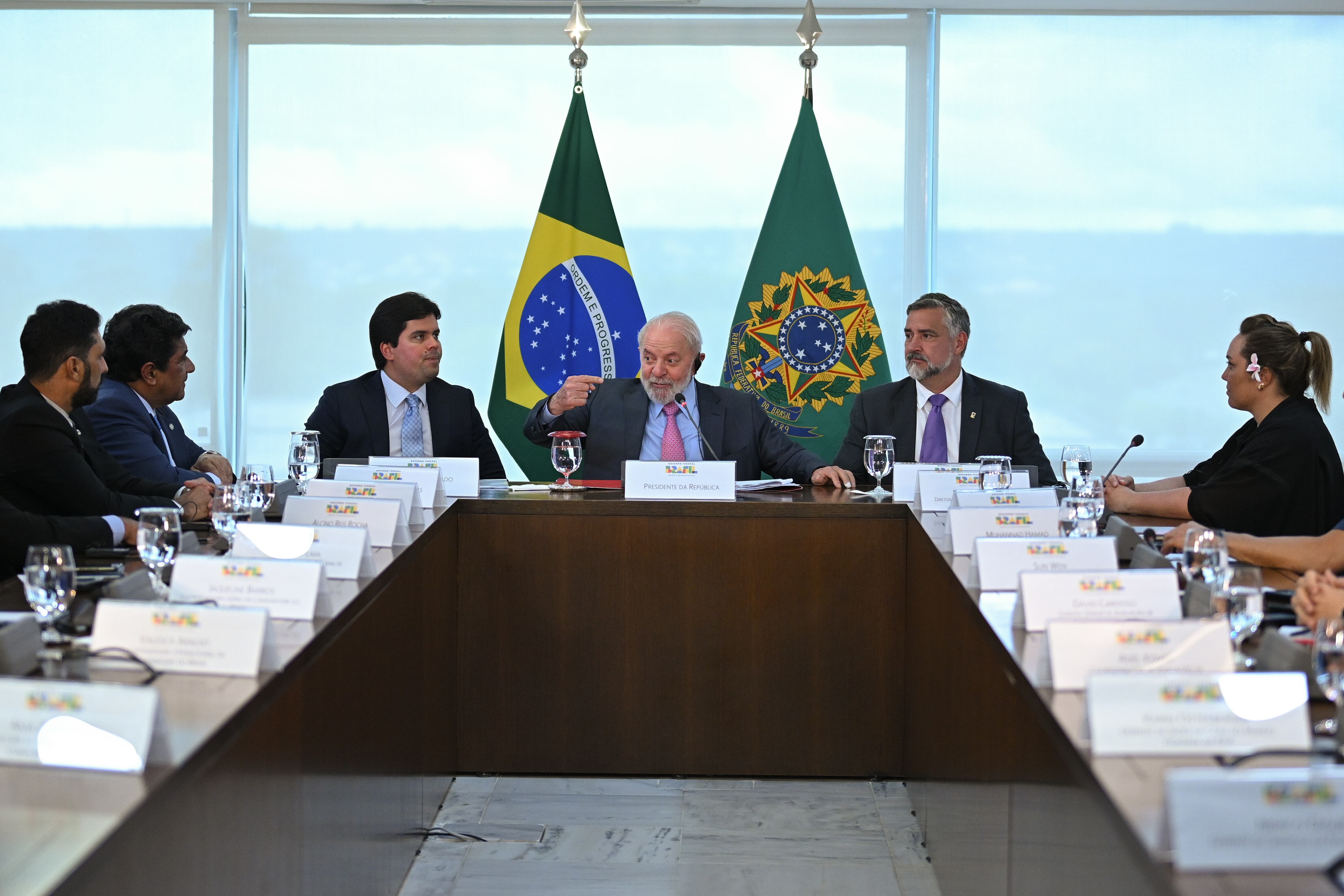 Presidente de Brasil se reúne con representantes de la FIFA. EFE/Andre Borges