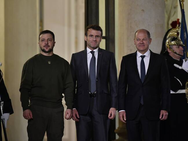 Volodymyr Zelensky, Emmanuel Macron Y Olaf Scholz. (Photo by Aurelien Meunier/Getty Images)