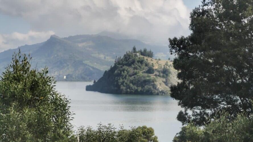 También se culminó en esa zona la siembra de 13 mil árboles que se realizó durante varias jornadas.. Foto: Corpoboyacá