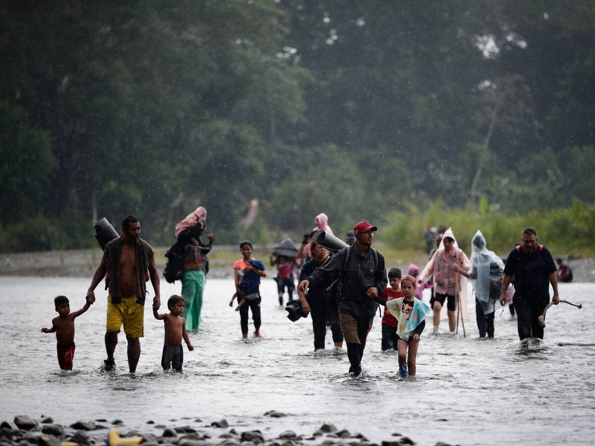 Panamá supera el umbral de 400.000 migrantes que cruzaron la selva del Darién en 2023