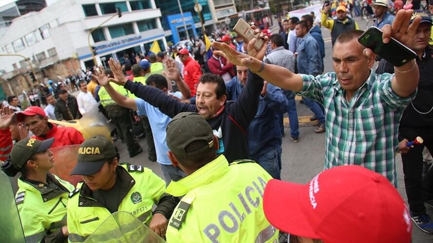 Gracias al paro de taxistas la contaminación del aire en Bogotá se redujo. Foto: Colprensa