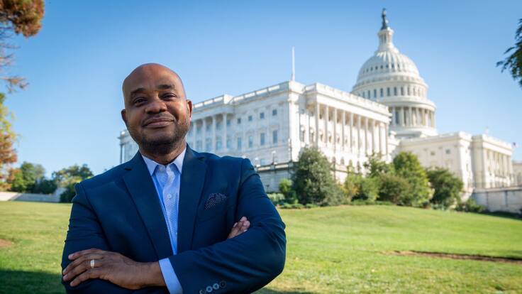 Política antidrogas, migración e inversión: los temas del embajador Murillo en La W