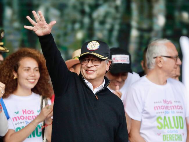 Gustavo Petro | Foto: EFE/ Carlos Ortega