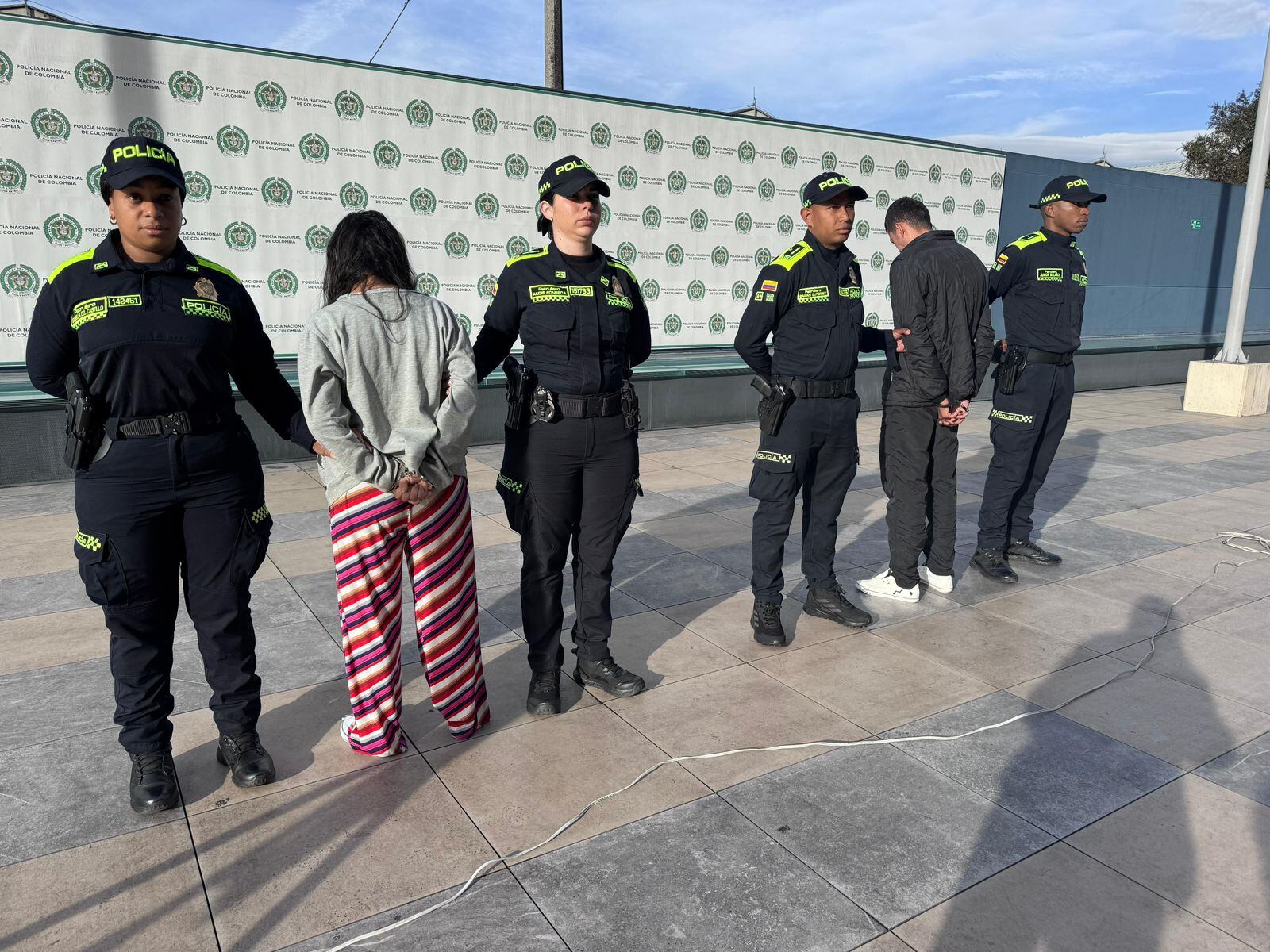 Capturados por terrorismo presuntos integrantes de disidencias de las FARC y ELN en Bogotá. Foto: suministrada.