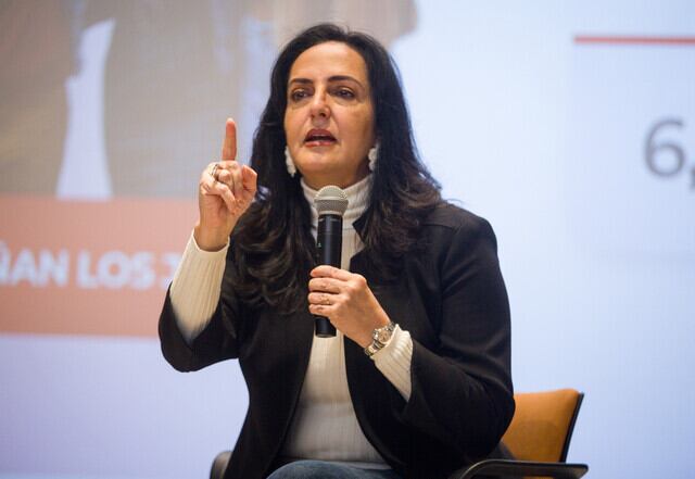 María Fernanda Cabal denuncia “sabotaje” en el Centro Democrático y señala a Miguel Uribe Londoño