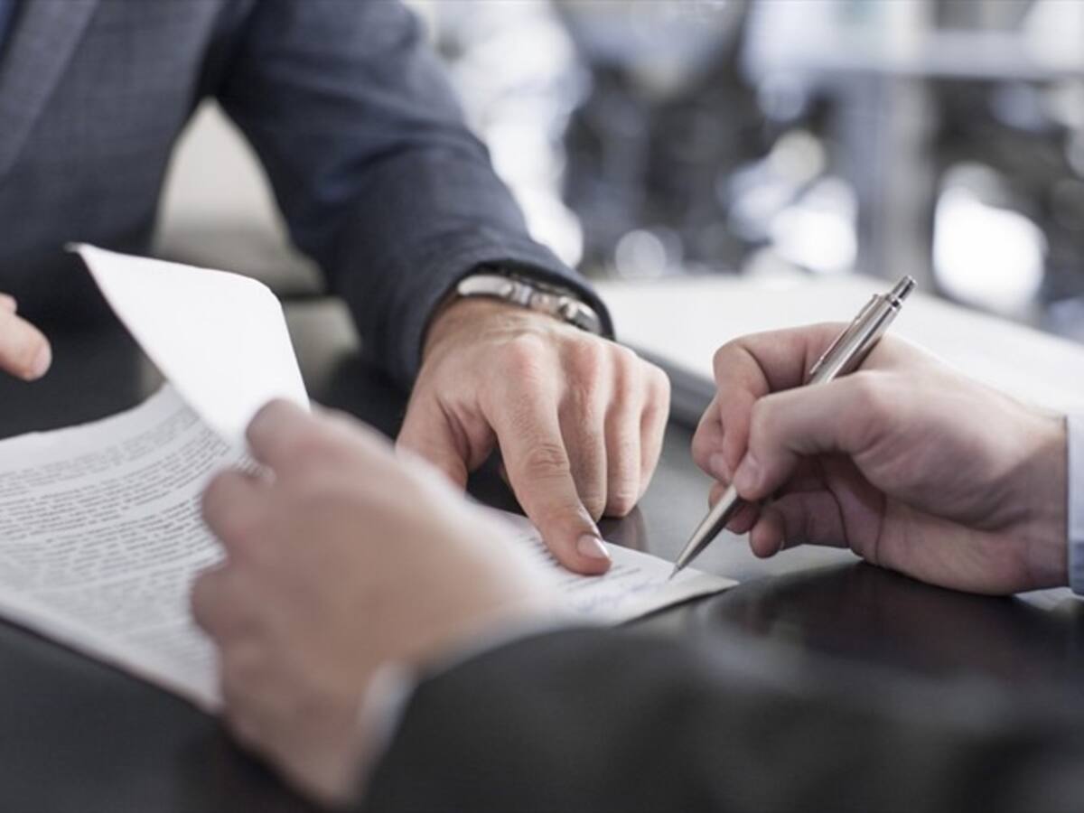 IDU audita contratos tras escándalo de funcionaria con título falso