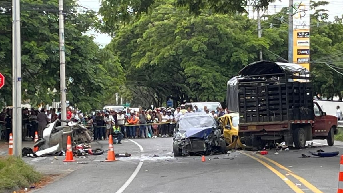 Accidente en Ricaurte deja dos personas muertas y siete más heridas