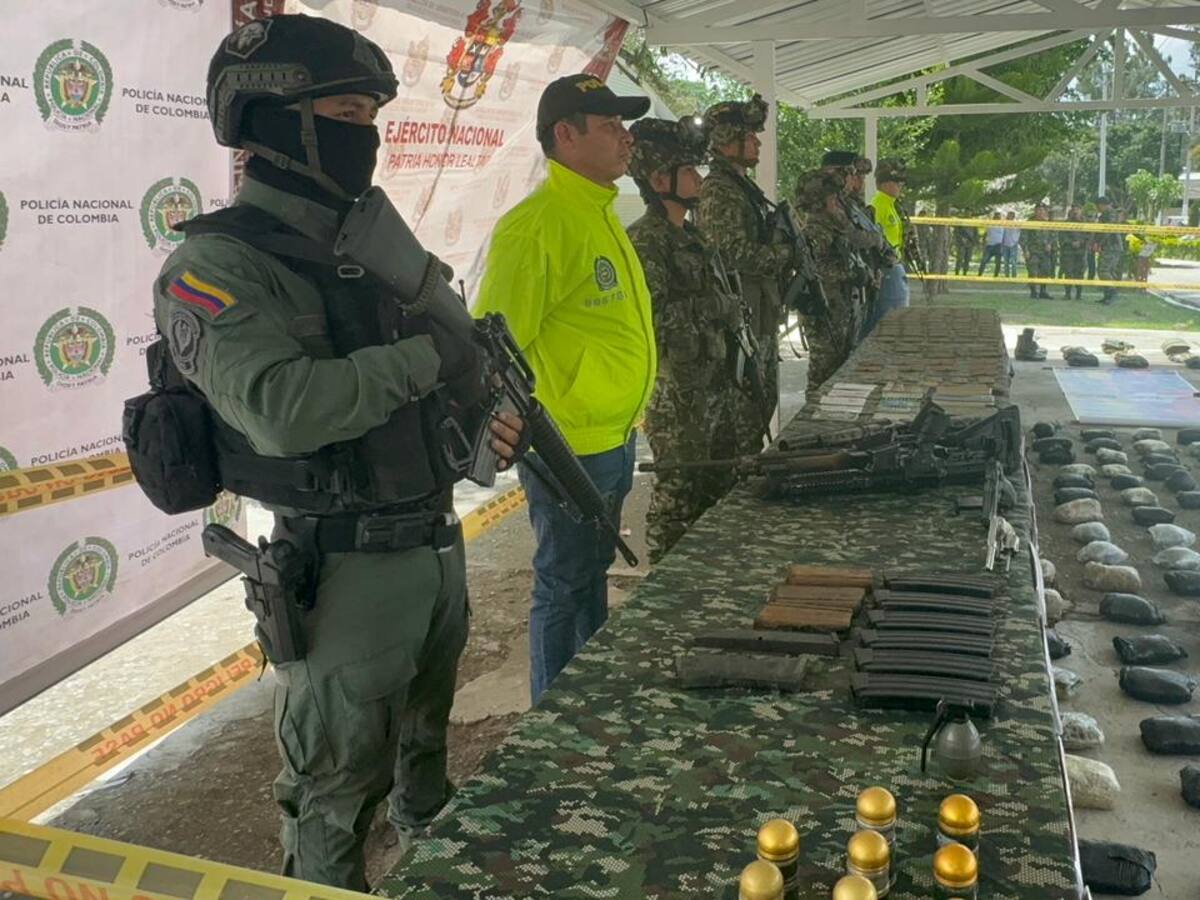 Ubican arsenal de las disidencias armadas en el Catatumbo