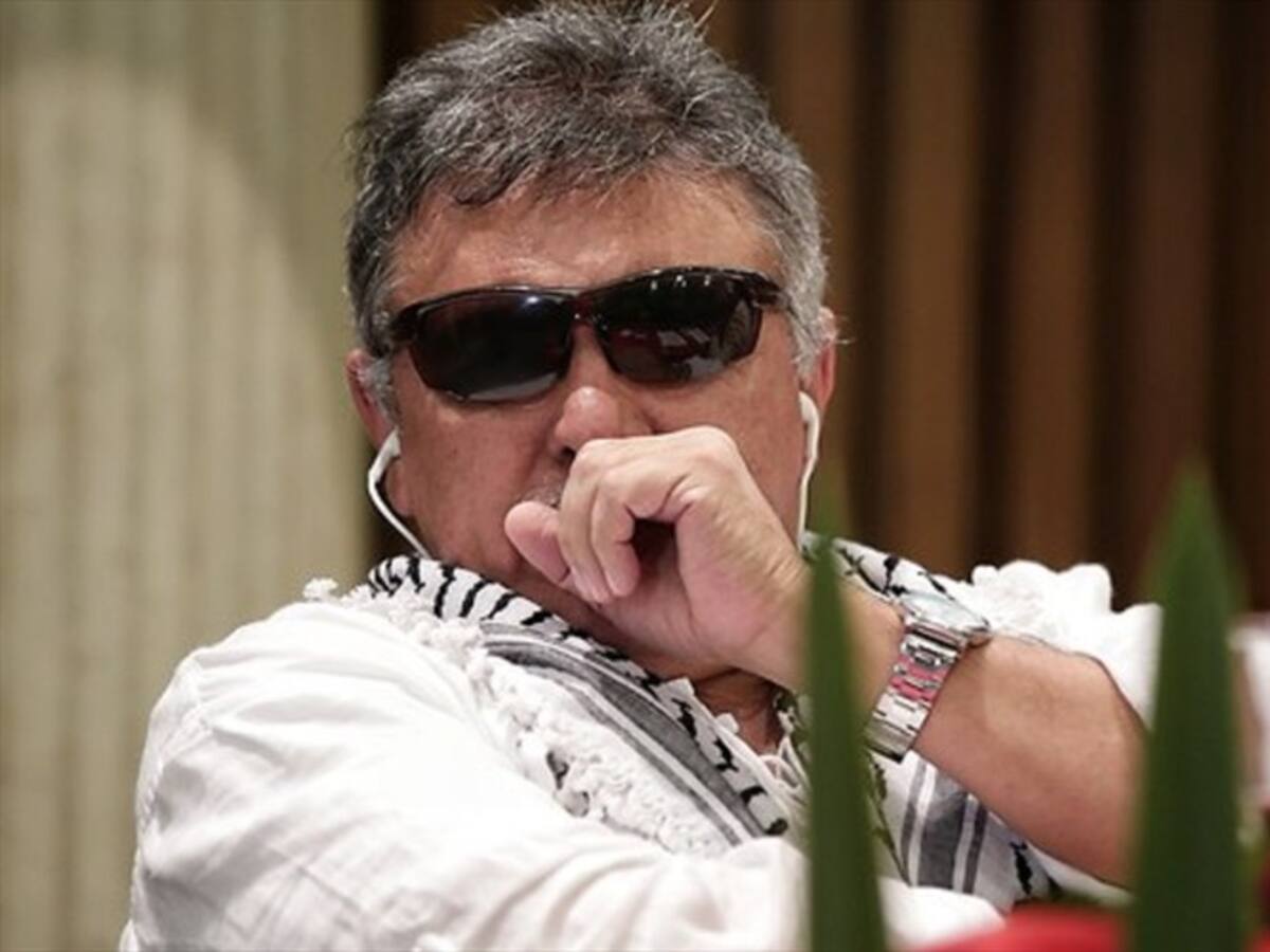 Triste por él, pero el proceso de paz continúa: Cepeda