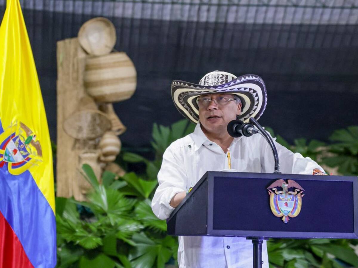 Petro ordenó retirar coroneles por dar información falsa: “No sea que Rubio esté creyendo falacias”