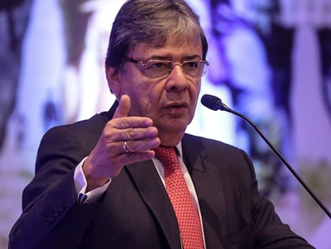 Gobierno Duque niega que haya sugerido a Bolsonaro intervención militar en Venezuela