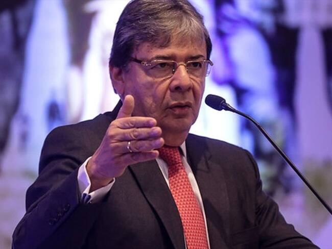 Gobierno Duque niega que haya sugerido a Bolsonaro intervención militar en Venezuela