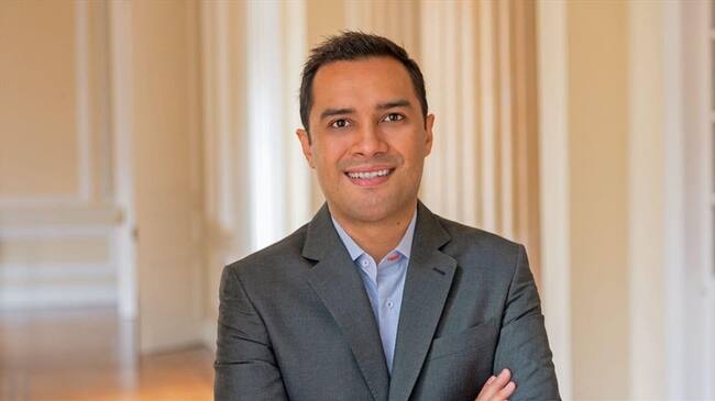 Este lunes 1° de junio, el presidente Iván Duque posesiona al abogado Juan Sebastián Arango como su consejero para los temas de juventud. Foto: Presidencia de la República