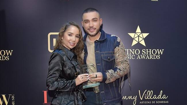 Jessi Uribe y Paola Jara celebraron la compra de lujoso apartamento. Foto: Colprensa-Externos