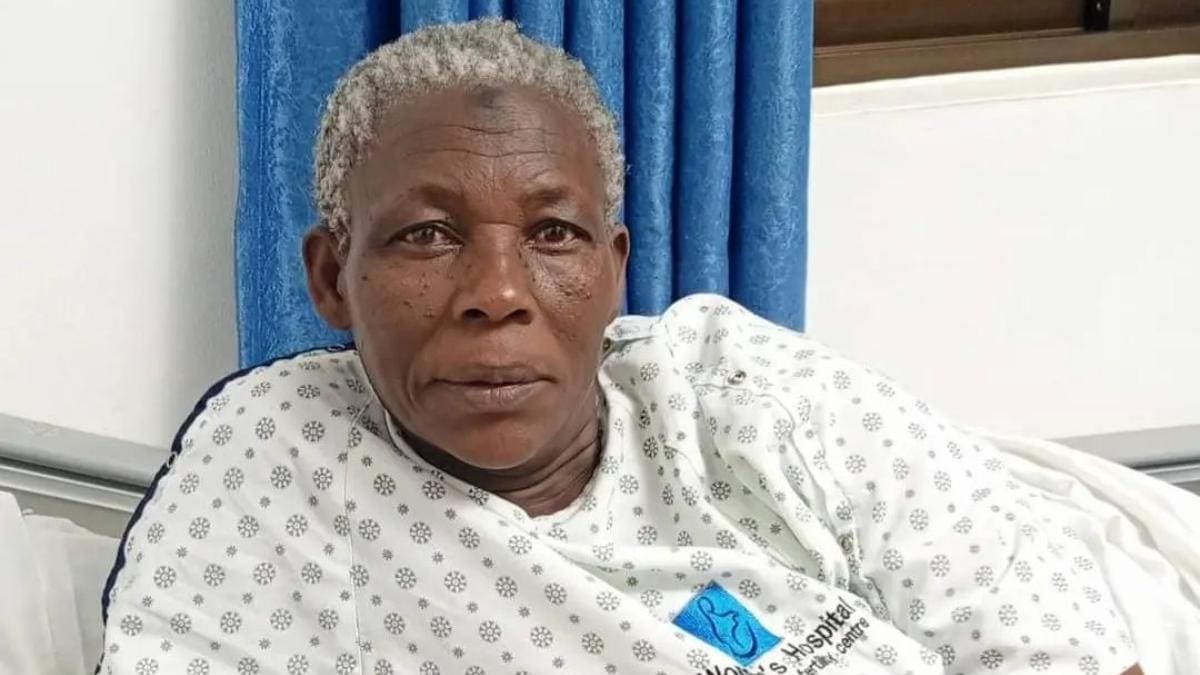 Un milagro: una mujer de 70 años dio a luz a gemelos en Uganda