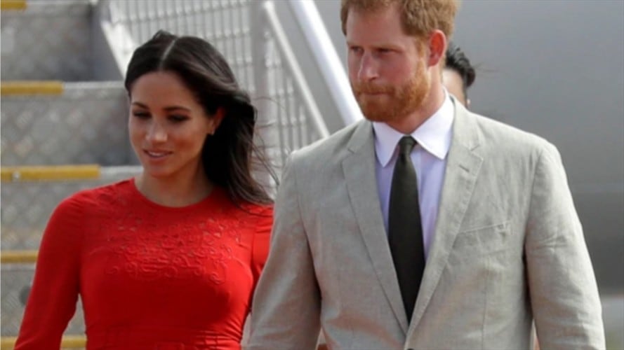 La duquesa de sussex olvidó un importante detalle y fue criticada por quienes vieron su vestuario.. Foto: Associated Press - AP