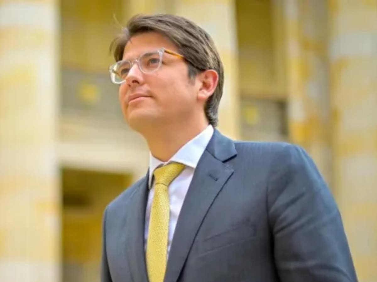 Fiscalía imputó cargos a mujer que habría participado en el atentado contra Miguel Uribe